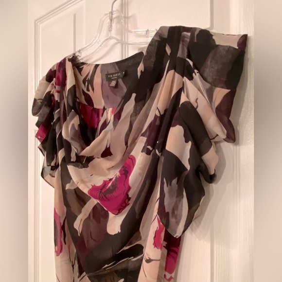 Ted Baker top *GENTLY worn* - Picture 6 of 16